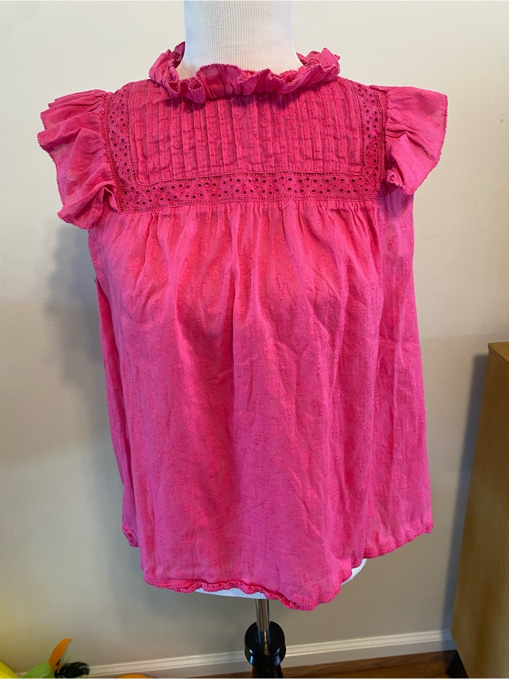 crown & ivy Hot Pink Eyelet Ruffle Sleeveless Top